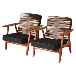 Set of Danish Modern Ge-240 Lounge Chairs in Oak attributed to Hans J. Wegner for Getama, 1955 For Sale