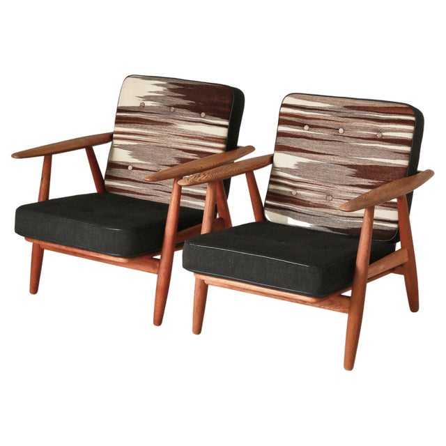 Set of Danish Modern Ge-240 Lounge Chairs in Oak attributed to Hans J. Wegner for Getama, 1955 For Sale