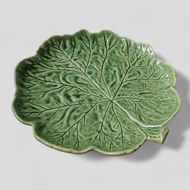 Bordallo Pinheiro Vintage Bordallo Pinheiro Geranium Leaf Serving Plate For Sale - Image 4 of 8