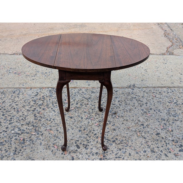 Mid 20th Century Baker Furniture Solid Mahogany Traditional Style 26" Pembroke Drop Leaf Accent End Table For Sale - Image 9 of 10