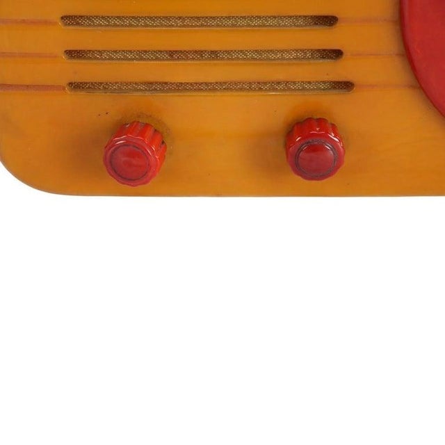 Vintage Fada Model 1000 Art Deco “Bullet” Catalin Radio, Signed, C1945 For Sale - Image 4 of 11