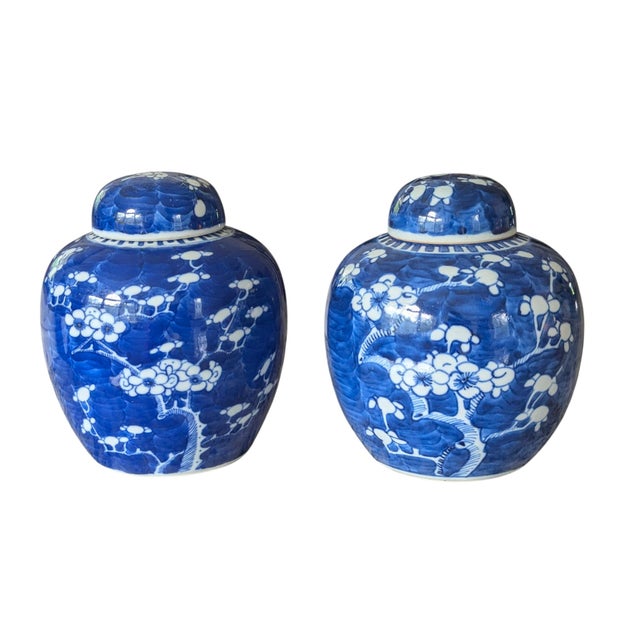 Vintage Asian Antique Blue and White Ginger Jars- A Pair For Sale - Image 11 of 16