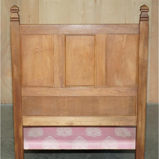 Arts & Crafts Limed Oak Cotswold Single Bed from Tudor Furniture, 1930s For Sale - Image 14 of 15