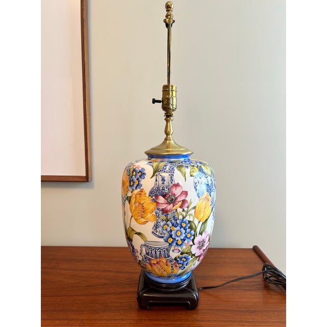 Metal Palm Beach Regency Style Ceramic Floral Tulip Table Lamp Blue & White Jar Motif For Sale - Image 7 of 12