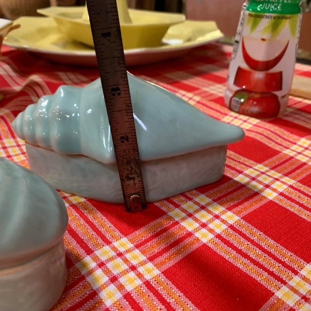 1980s Light Blue Ceramic Seashell Trinket Boxes- a Pair For Sale In Columbia, SC - Image 6 of 11