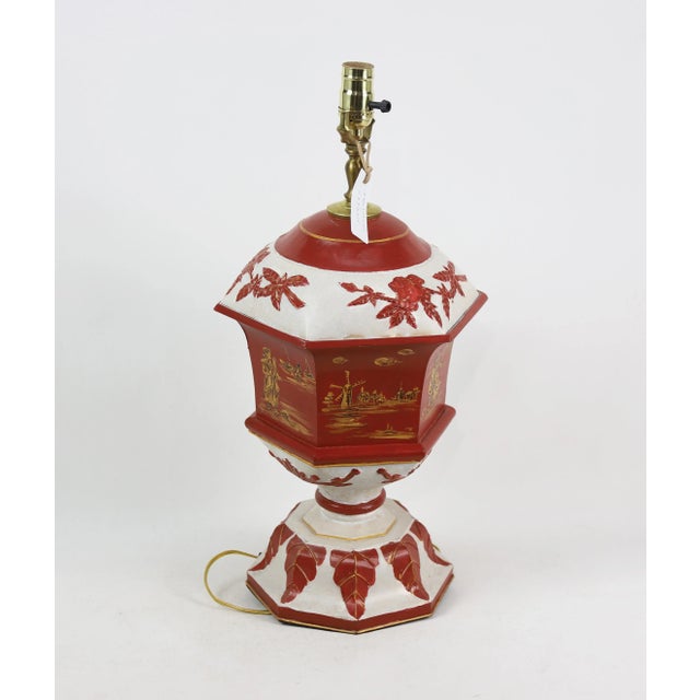 2000 - 2009 Rust Red Hexagon Tole Urn Lamp，retro Table Lamp For Sale - Image 5 of 9
