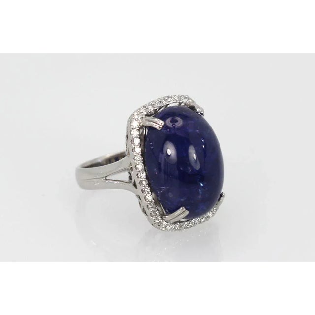 Contemporary Tanzanite 35.39 Ct Cabochon High Dome Ladies Ring Size 6.5 For Sale - Image 3 of 11