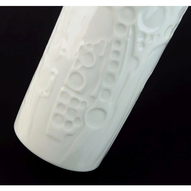 Ceramic Large Vintage Porcelain Model No. 7840/2 Vase with Abstract Relief Decor from Gerold-Porzellan Bavaria, 1960s-1970s For Sale - Image 7 of 10