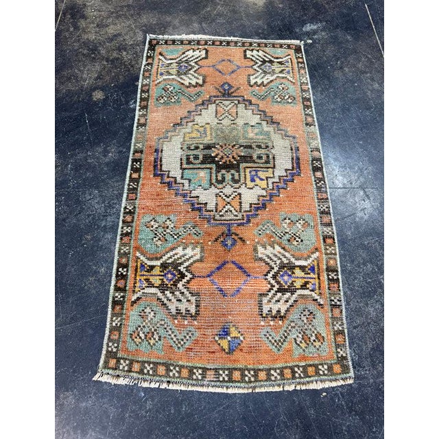 Turkish Yastik Rug 1'5" x 2'10" For Sale - Image 4 of 5