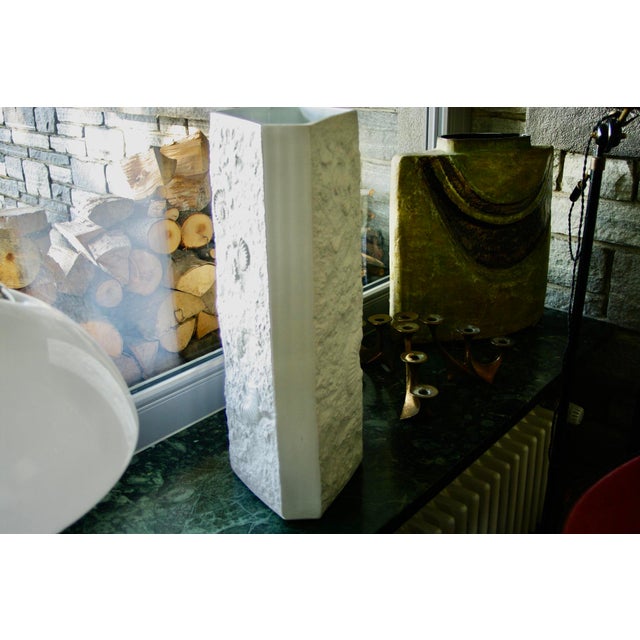 Amonite Vase in Bisque Porcelain from Kaiser, 1960s For Sale - Image 4 of 9