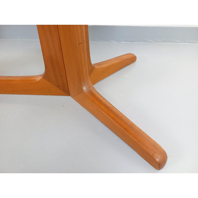 Vintage Oval Extendable Dining Table in Teak from Baumann, 1960s For Sale - Image 15 of 18
