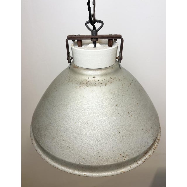 1960s Industrial Grey Metal Factory Suspension Lamp, 1960s For Sale - Image 5 of 16
