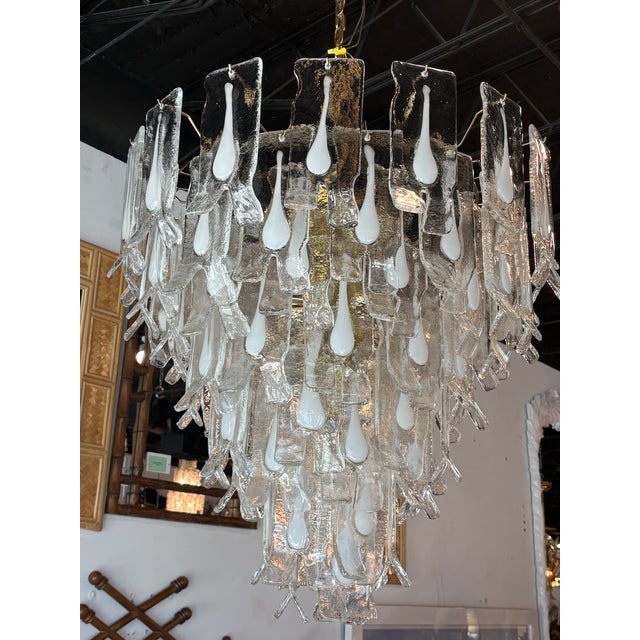 1960s Vintage Murano Mazzega Chandelier by Carlo Nason, Brass & Glass, Italy, 1960s For Sale - Image 5 of 12
