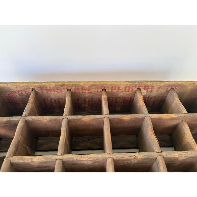 Art Deco 1960s Coca-Cola Wooden Bottle Crate With Yellow Paint and Metal Reinforcements For Sale - Image 3 of 10