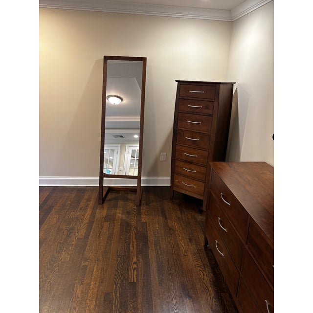 Baronet Solid Wood Modern Queen Bedroom Set For Sale In New York - Image 6 of 8