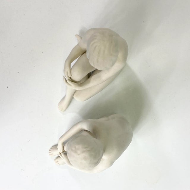 White Goebel Set of Two Porcelain Figurines of Young Ladies Sitting For Sale - Image 8 of 10