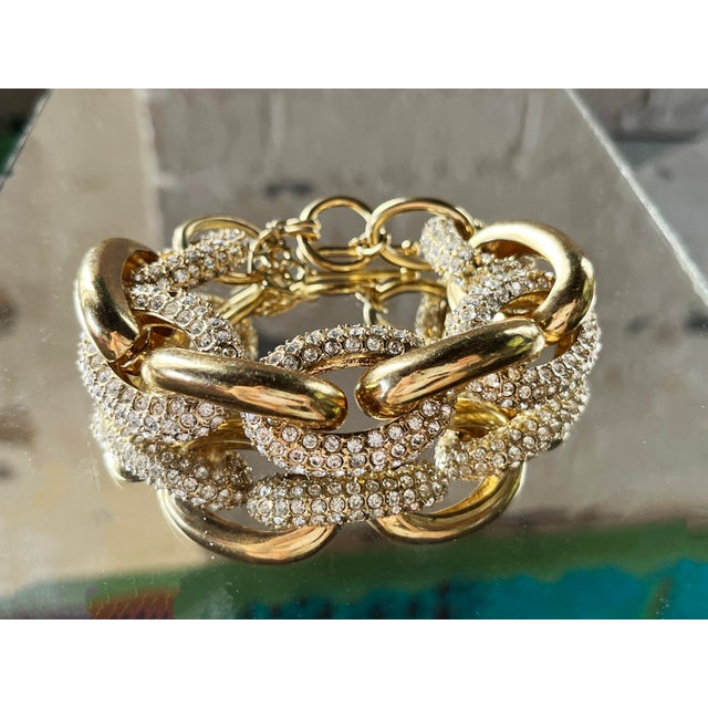 Metal Y2k Ann Taylor Chunky Gold Chain Rhinestone Bracelet For Sale - Image 7 of 9