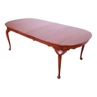 Henkel Harris Queen Anne Solid Mahogany Extension Dining Table, Newly Refinished For Sale