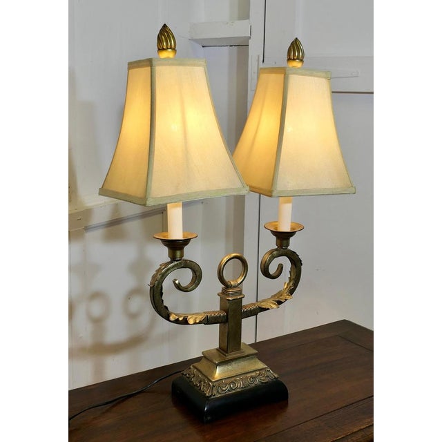 1960s Art Deco Hollywood Regency Twin Toleware Table Lamp, 1960s For Sale - Image 5 of 10