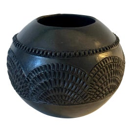 Example of New & Custom Pottery