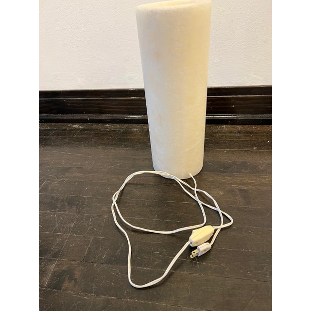 Italian Alabaster Stone Barrel Ivory Table Lamp For Sale - Image 4 of 6