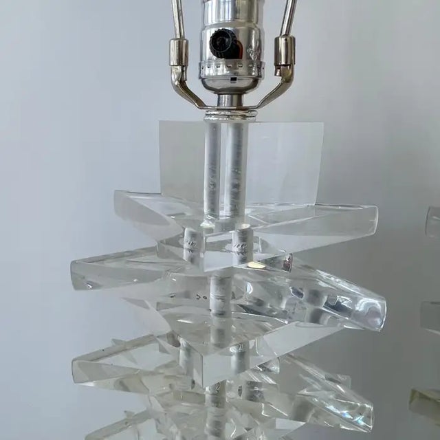 Pair of Mid Century Karl Springer Style Stacked Triangular Lucite Lamps, 1970's For Sale - Image 11 of 14