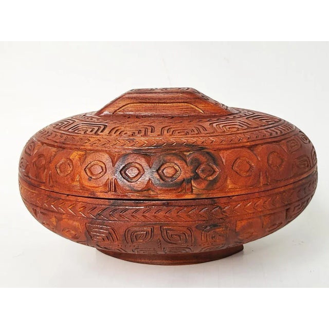Tribal Handcarved Oceanic Wood Tureen For Sale - Image 3 of 10