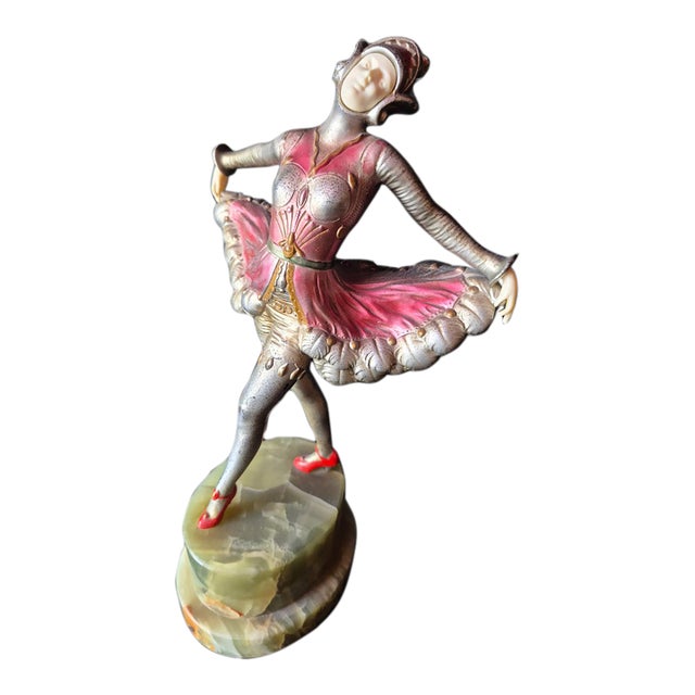 Art Deco Cold-Painted Spelter Dancer Statue on Genuine Green Onyx Base, Circa 1920s (Jg) For Sale