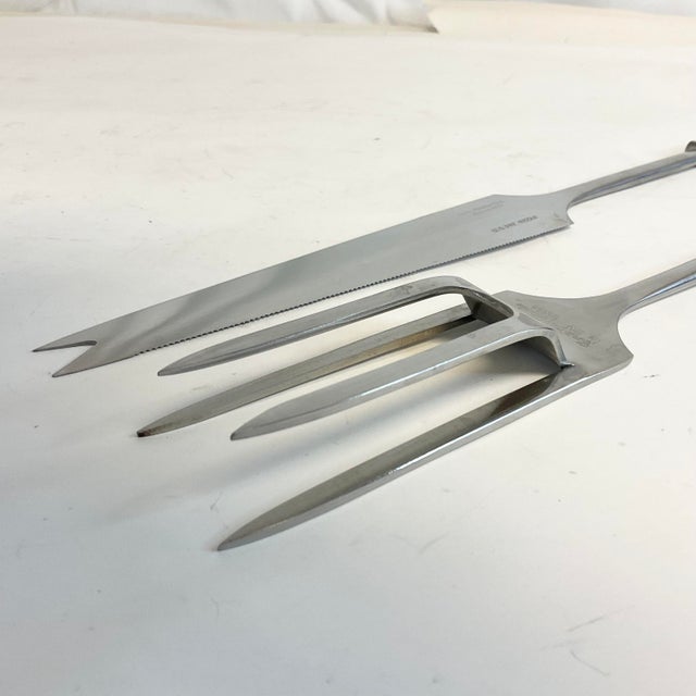 Silver Mid 20th Century Italian Contemporary Modern Alfredo Guerra Stainless Steel Cutlery Set - 2 Pieces. For Sale - Image 8 of 9