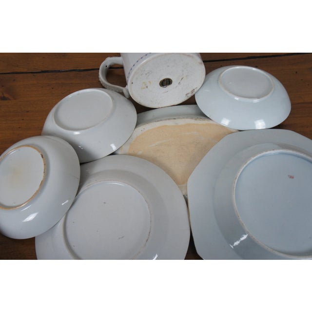 Antique 18th Century Chinese Export Qianlong Armorial Federal Porcelain China Set- 7 Pieces For Sale - Image 11 of 13