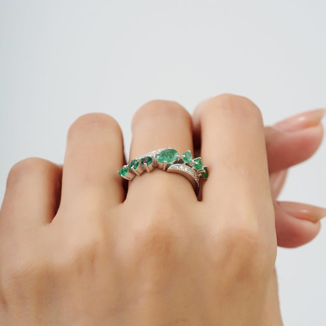 Hallmarked 925 Silver Natural 1.26 Ct Emerald & Diamond Wave Ring Size 6 For Sale - Image 9 of 13