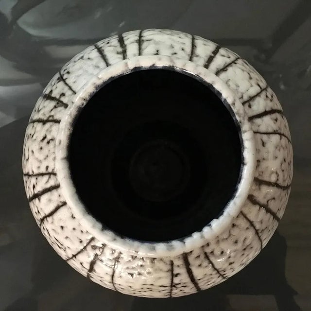 Ceramic Scandinavian Postmodern Design White Glazed Ceramic Vase, 1990 For Sale - Image 7 of 10