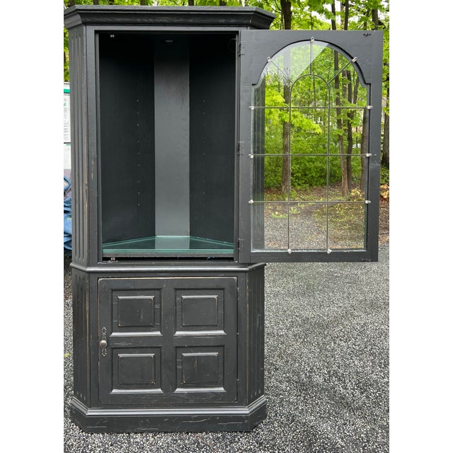 Broyhill Attic Heirlooms Corner Cabinet For Sale In New York - Image 6 of 12