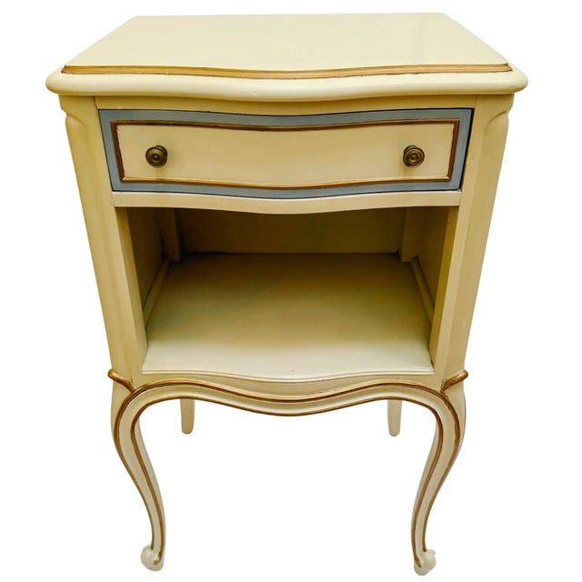 Wood Mid-20th Century Drexel Touraine French Provincial Louis XV Style Crème Peinte Nightstands - A Pair For Sale - Image 7 of 18