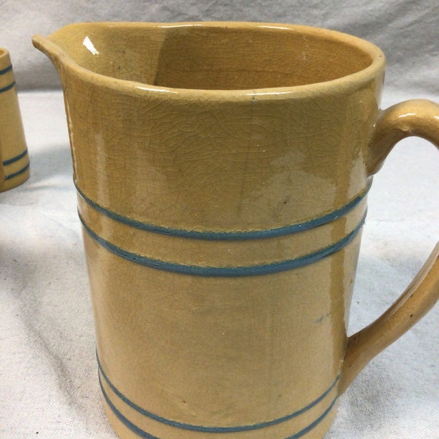 1920s Buckeye Yellow Ware Stoneware Pitcher With 5 Mugs-Set of 6 For Sale - Image 12 of 12
