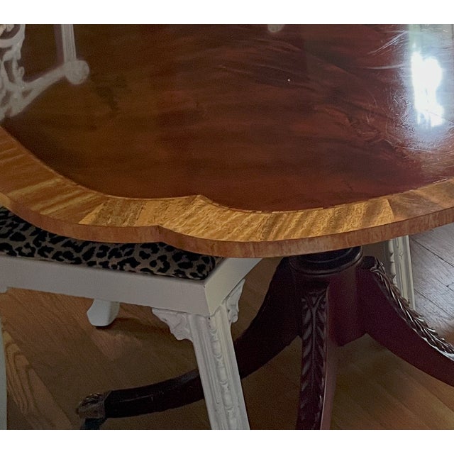Baker Furniture Company Vintage Baker Charleston Collection Dining Table Mahogany and Satinwood W Double Rounded Corners For Sale - Image 4 of 9