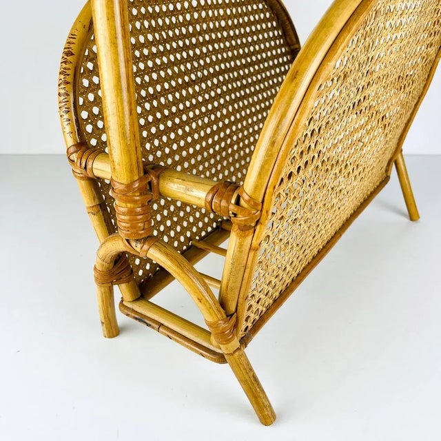 Mid-Century Modern Vintage Bamboo and Vienna Straw Magazine Rack, 1960s For Sale - Image 3 of 11