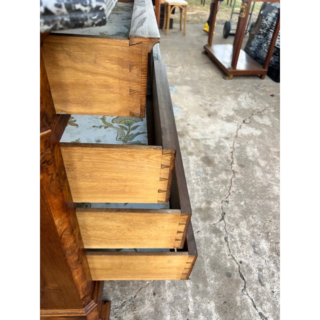 French 19th Century Louis Philippe Burl Walnut Marble Top Commode For Sale - Image 10 of 12