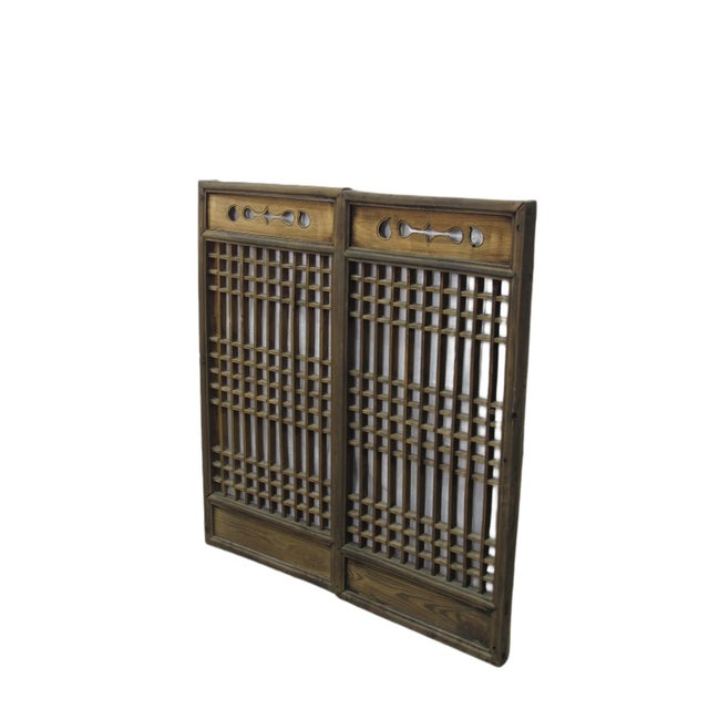 Chinese Pair of Antique Chinese Latticed Screen Panel 2 For Sale - Image 3 of 8
