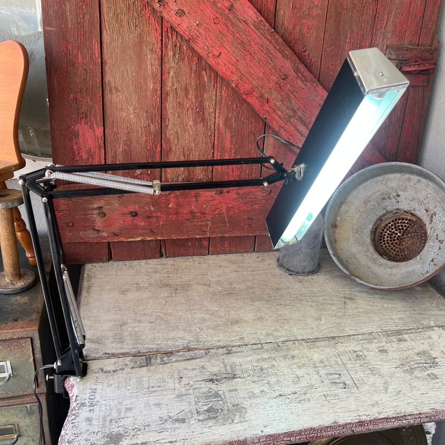 Black Vintage Articulating Desk Lamp With Black Metal Frame & Fluorescent Light For Sale - Image 8 of 15