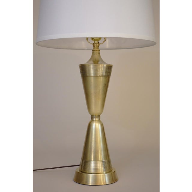 1930s Art Deco Streamline Brass Clessidra Hourglass Table Lamp 1930s For Sale - Image 5 of 9