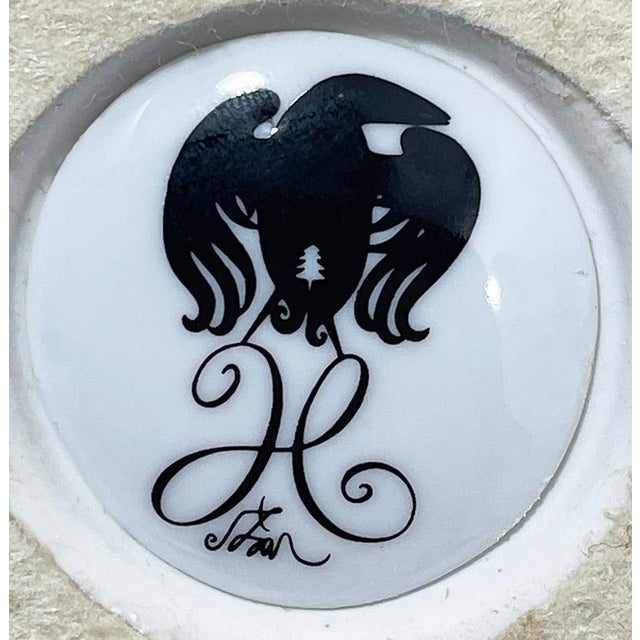 Porcelain Violin by Endre László Saxon for Hollohaza, 1970s For Sale - Image 9 of 15