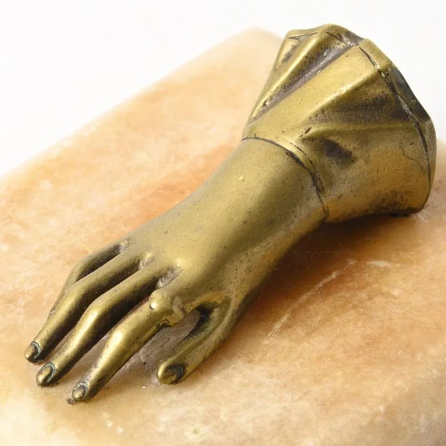 19th Century Victorian Ladies Hand Paperweight, in Good conditions. Designed before 1890