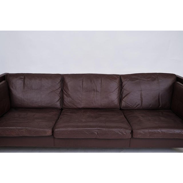 Model 2442 3-Seater Sofa in Brown Leather by Børge Mogensen, 1960s For Sale - Image 6 of 12