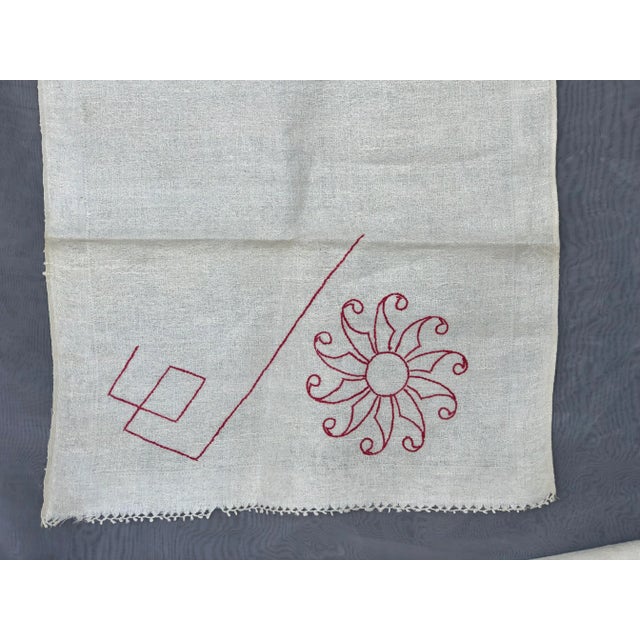 Late 19th Century Antique Victorian Embroidered Linen Towels Set of 2 For Sale - Image 5 of 13