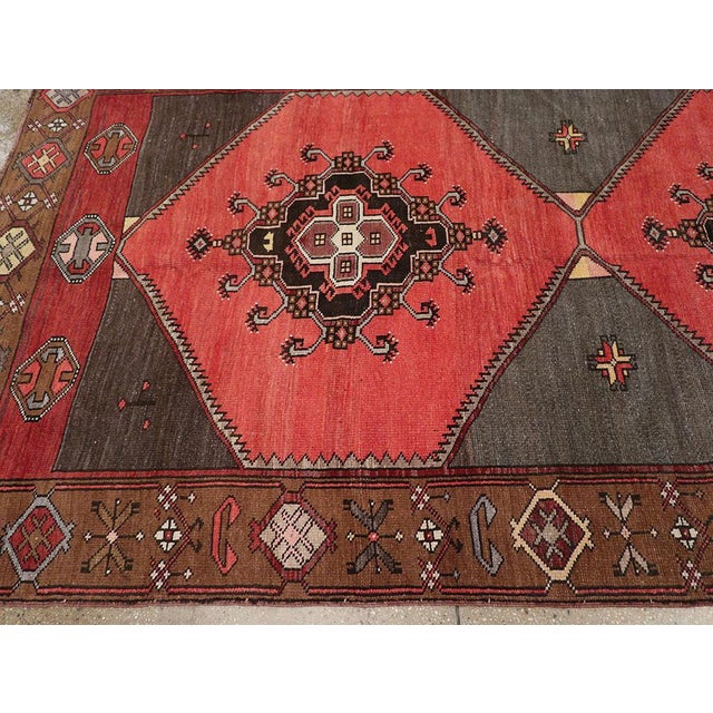 Textile Galerie Shabab Collection Mid-20th Century Turkish Anatolian Room Size Carpet For Sale - Image 7 of 10