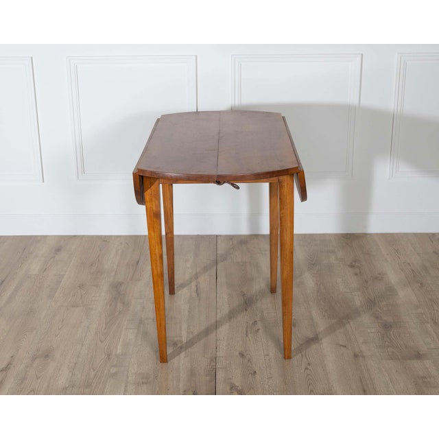 Small 19th Century French Walnut Extension Dining Table with One Leaf For Sale - Image 9 of 10