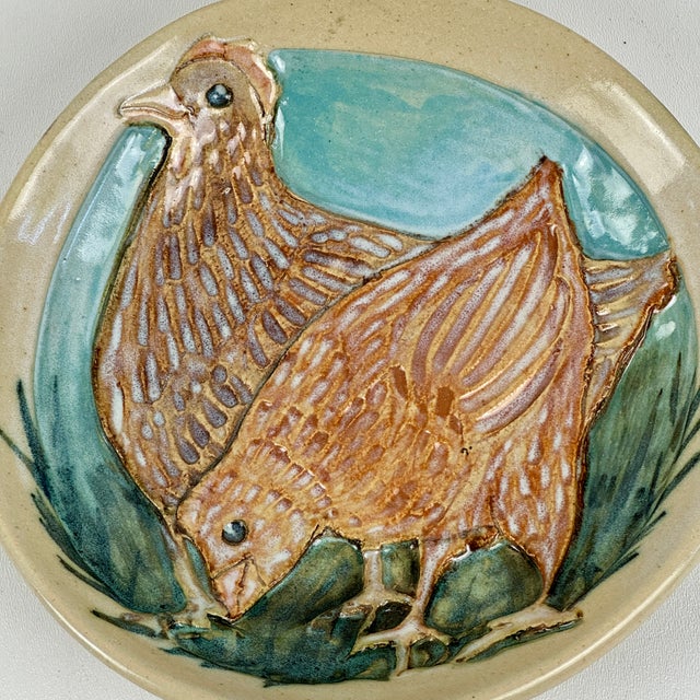 Vintage Pair of Ceramic Footed Plate With Two Hens, Circa 2000 by the Quyle Kilns California, Signed For Sale In New York - Image 6 of 11