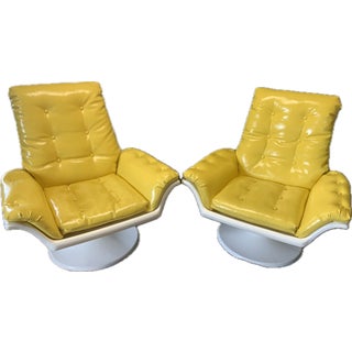 Mid-Century Modern Vintage 1960s Morris Futorian Space Age Lounge Chairs - Set of 2 For Sale