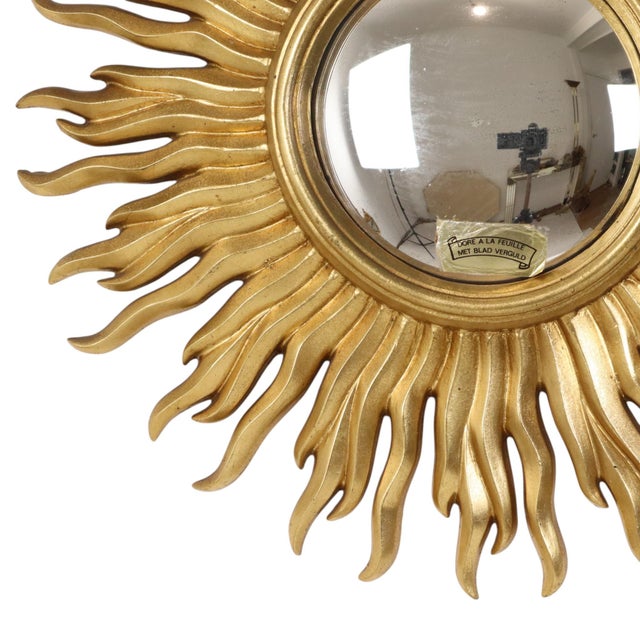 1970s Vintage Gold-Leaf Gilt Sunburst Convex Mirror, 1960s For Sale - Image 5 of 18